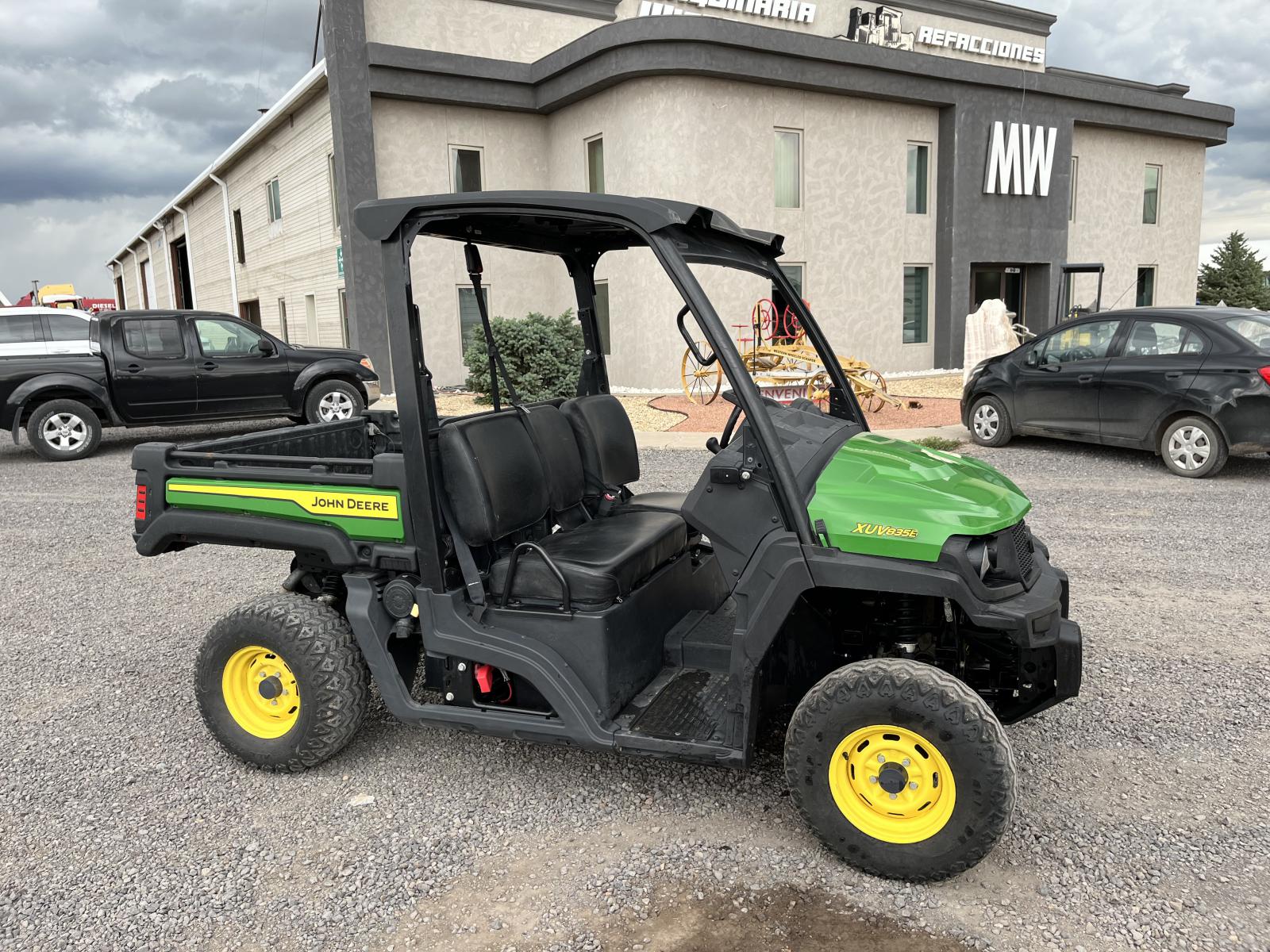 ./imagenes/INVOICE/2019/18254/JOHN DEERE XUV835E (1).JPG